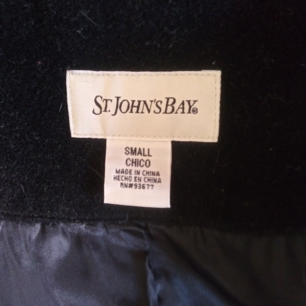 Winter jacket - Picture 3 of 3